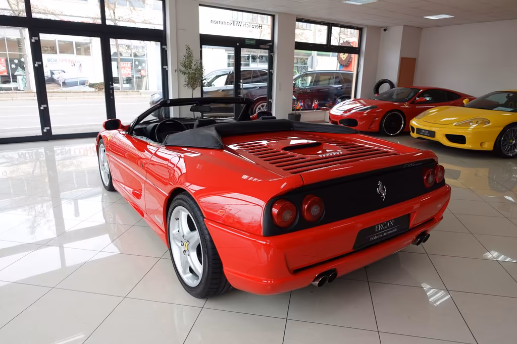 Ferrari F355