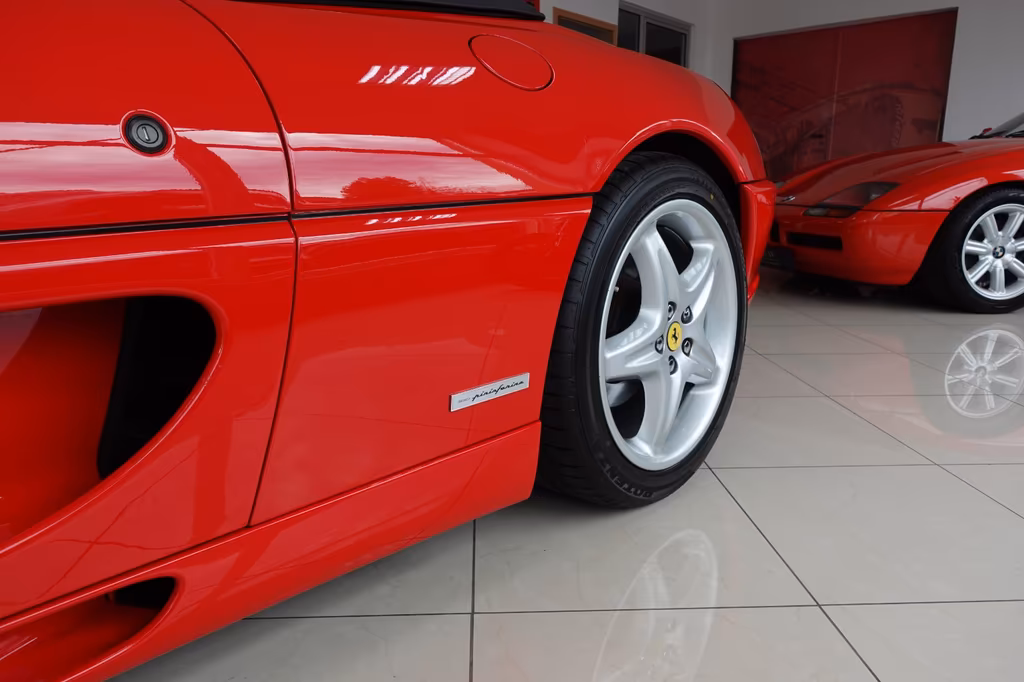 Ferrari F355