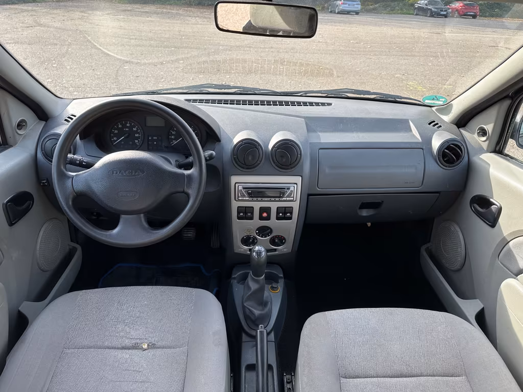 Dacia Logan