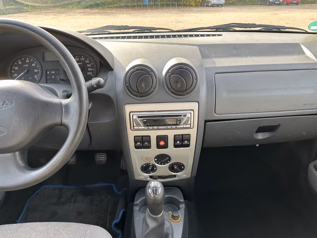Dacia Logan