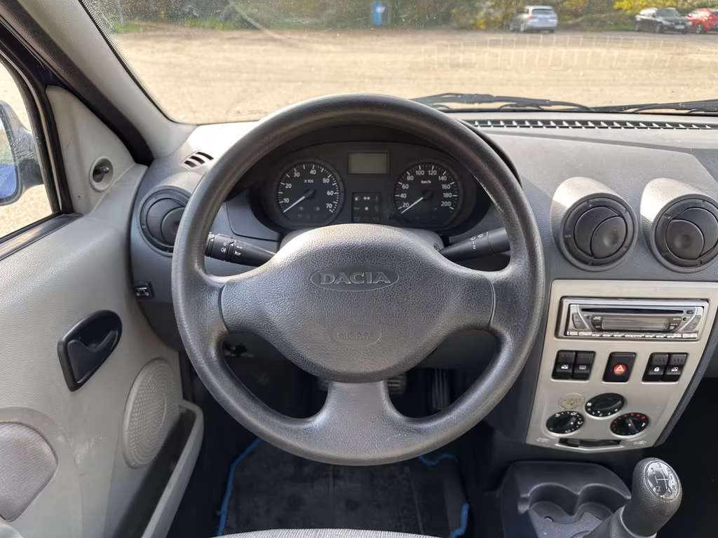 Dacia Logan
