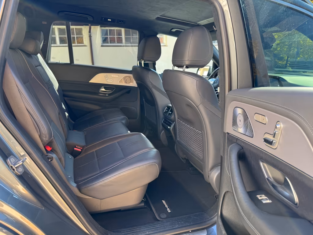 Mercedes-Benz GLS 400