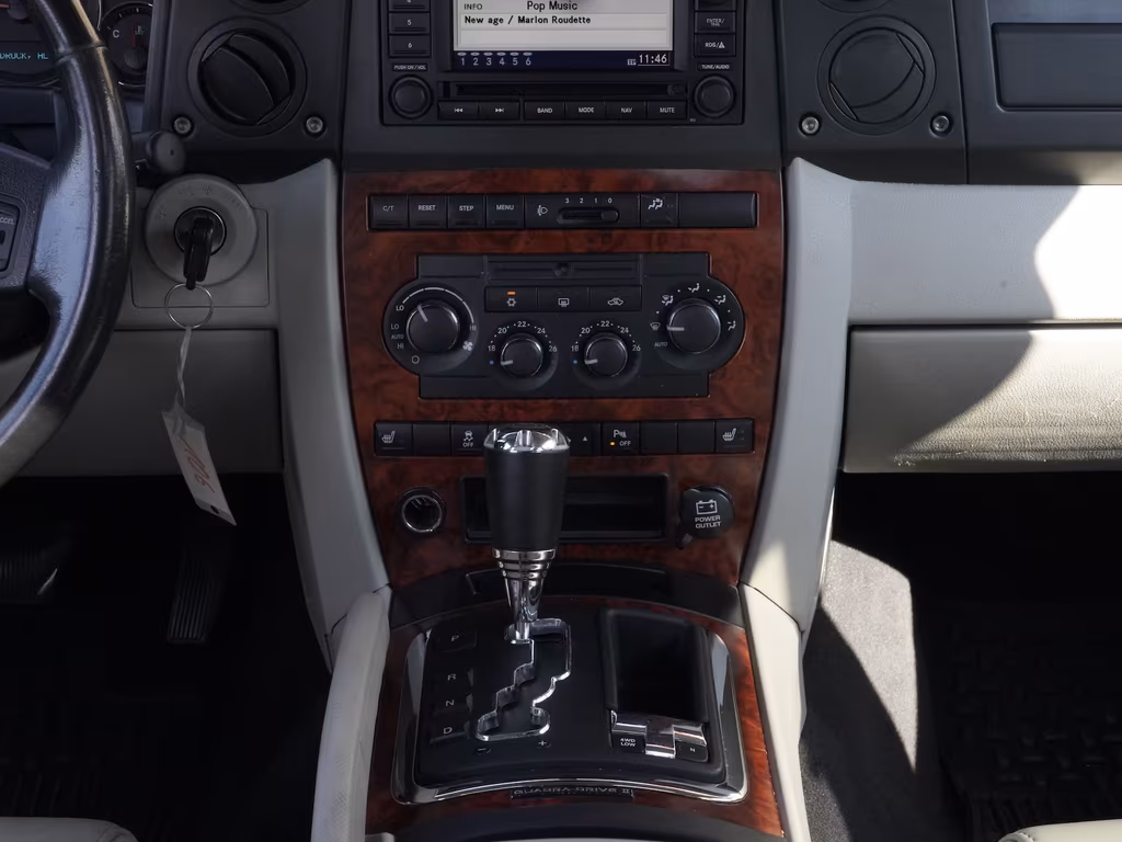 Jeep Commander