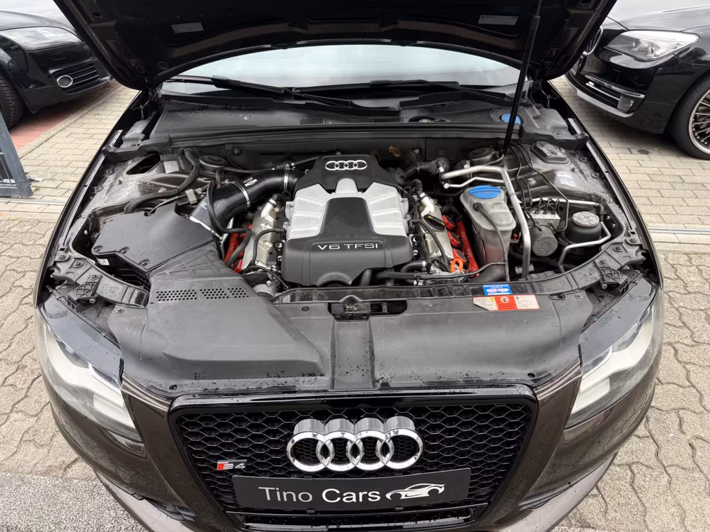 Audi S4