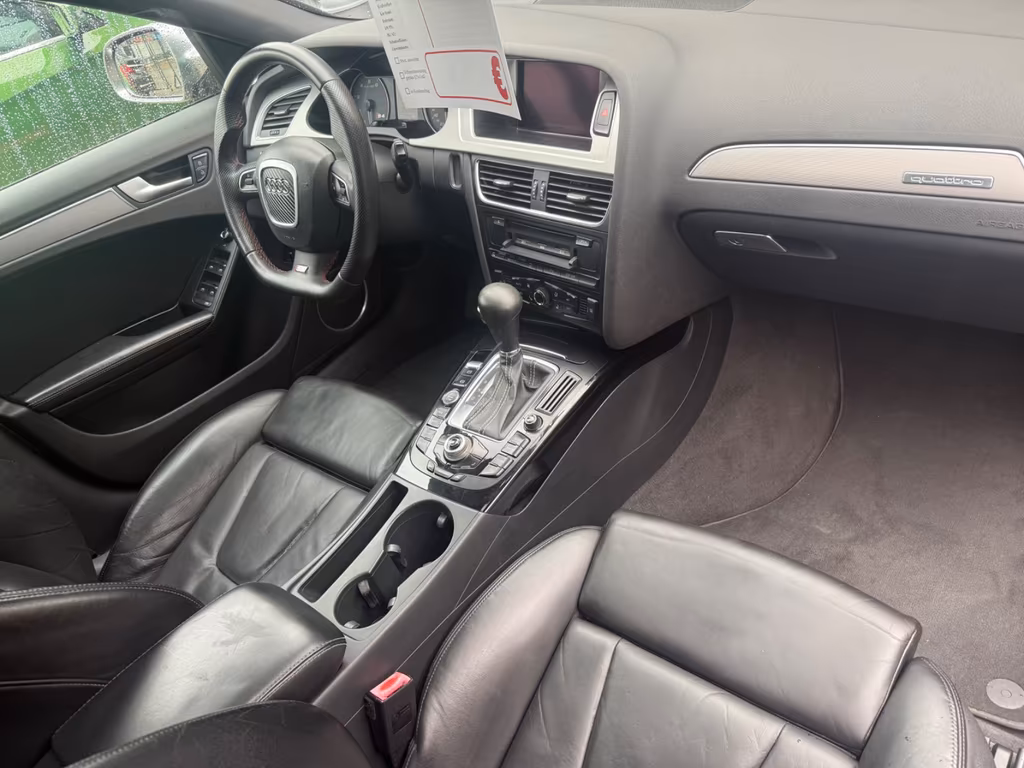 Audi S4