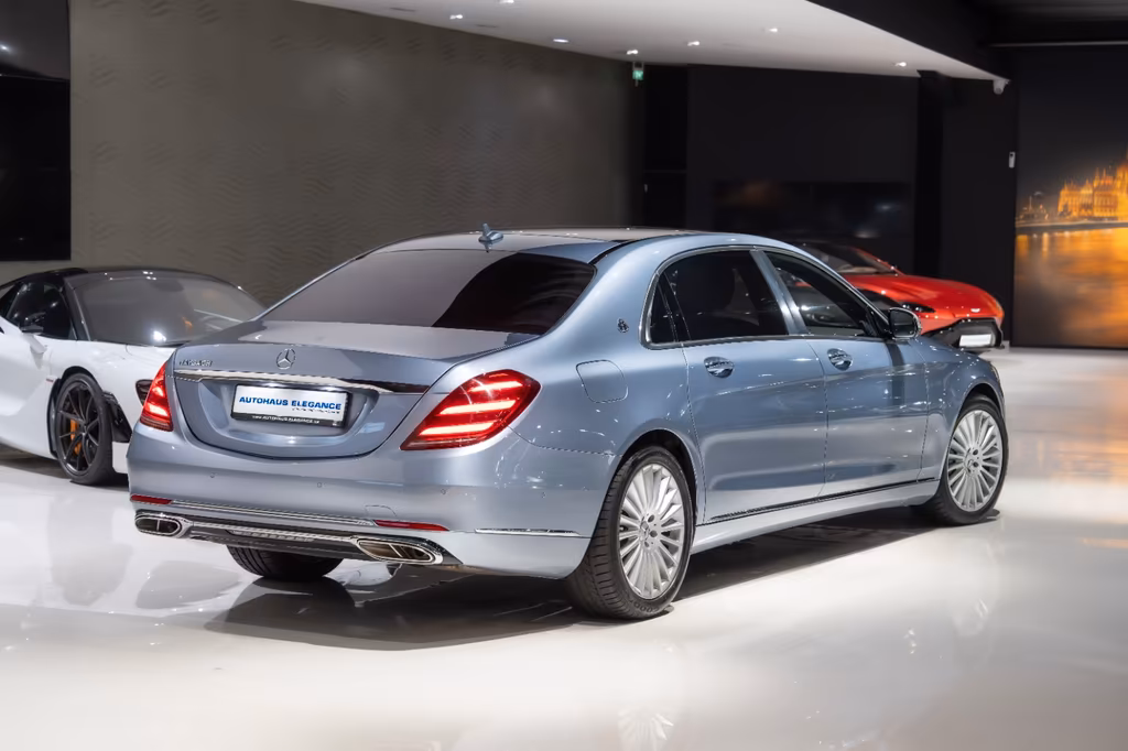 Mercedes-Benz S 560
