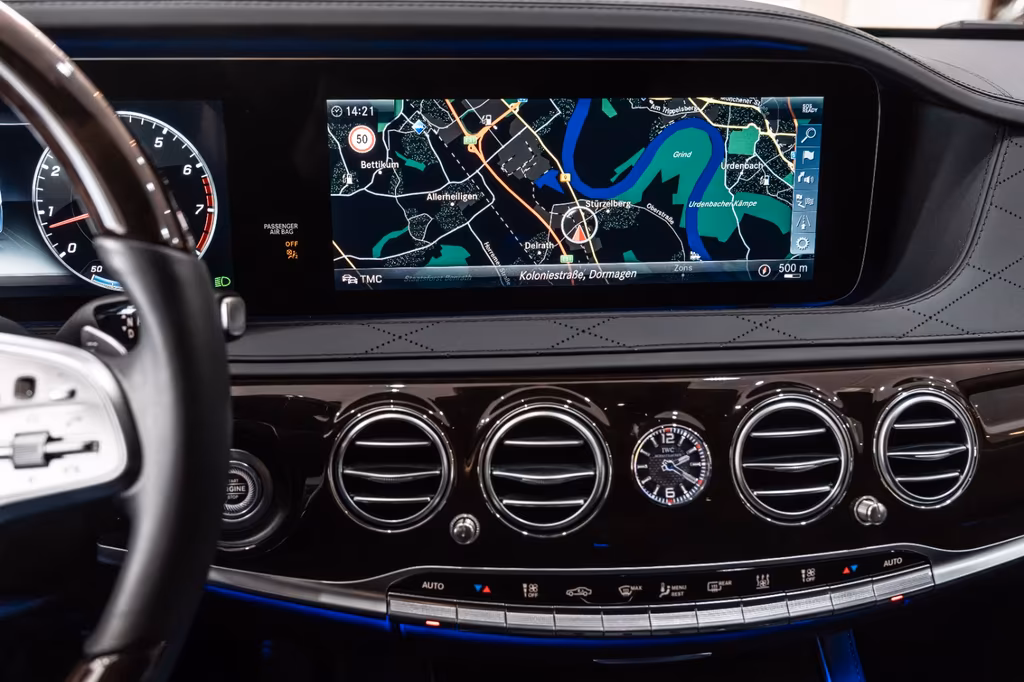 Mercedes-Benz S 560