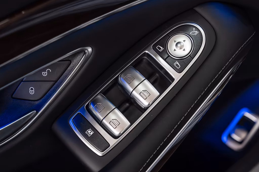 Mercedes-Benz S 560
