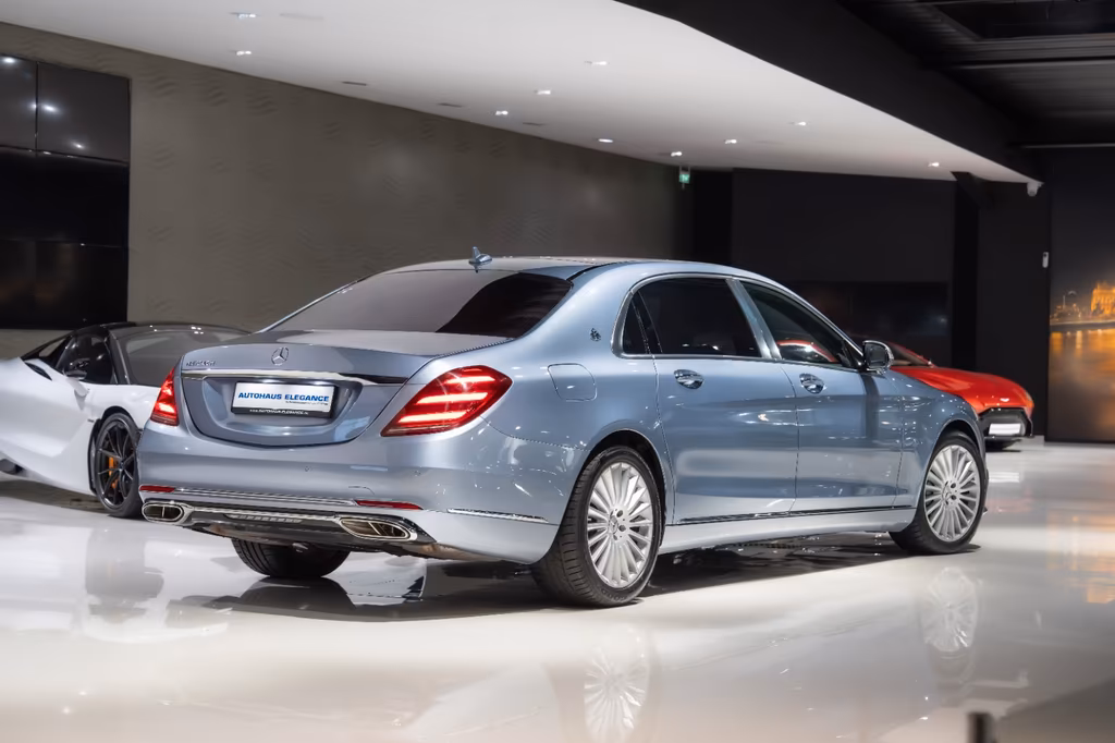 Mercedes-Benz S 560