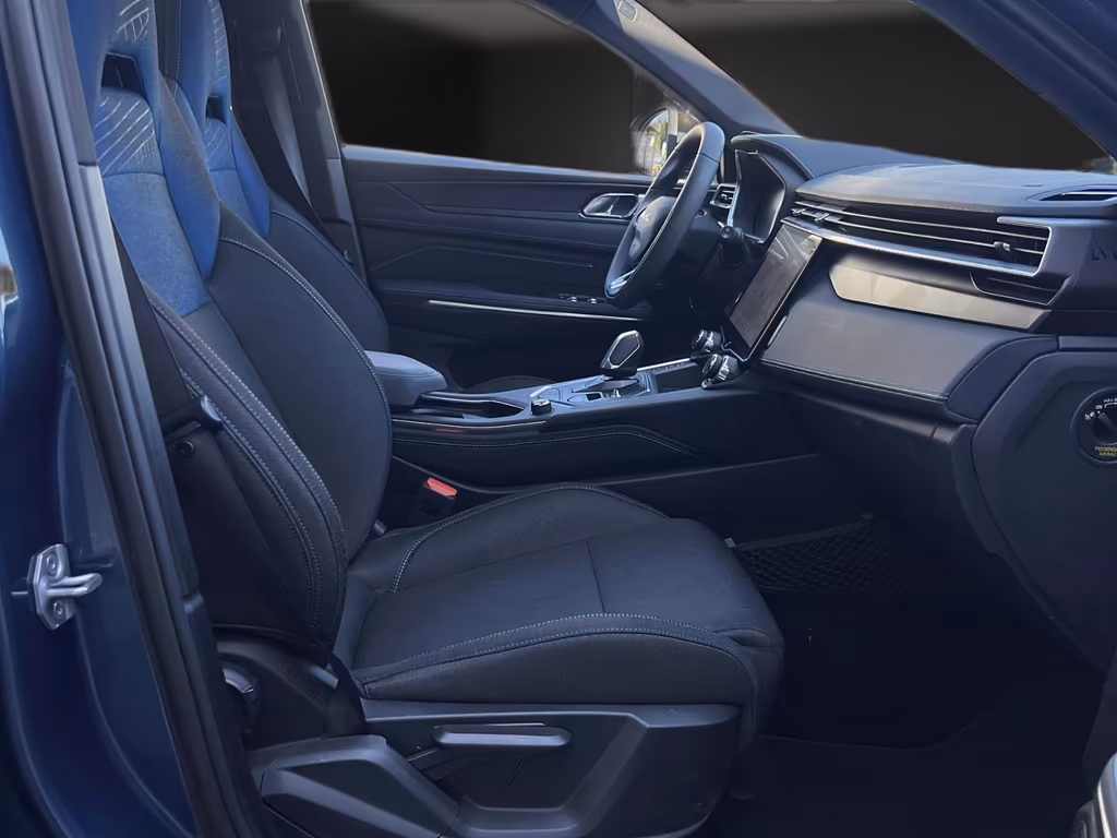 Lynk&Co 01