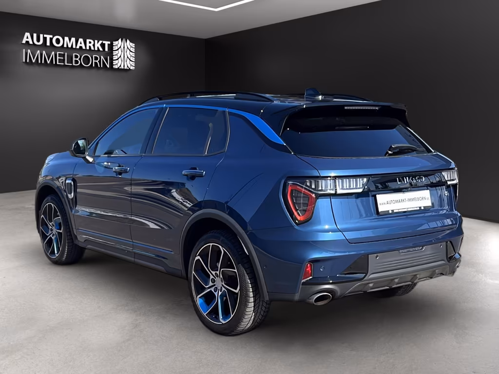 Lynk&Co 01