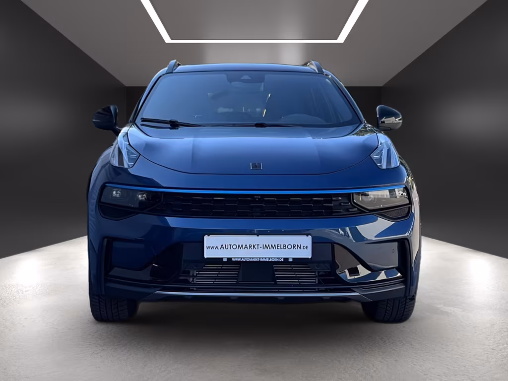 Lynk&Co 01