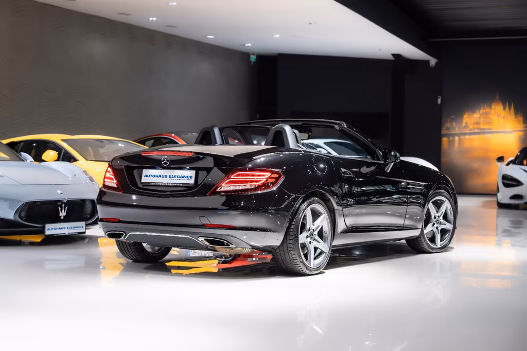 Mercedes-Benz SLC 300