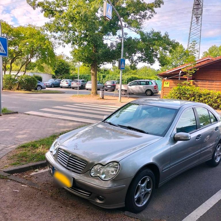 Mercedes-Benz C 200