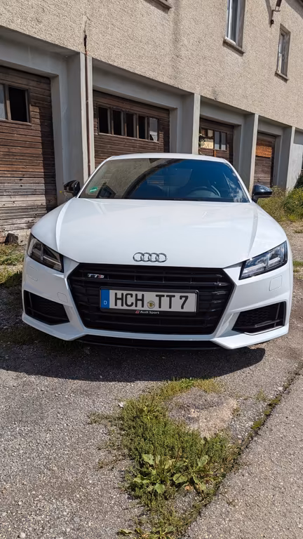 Audi TTS