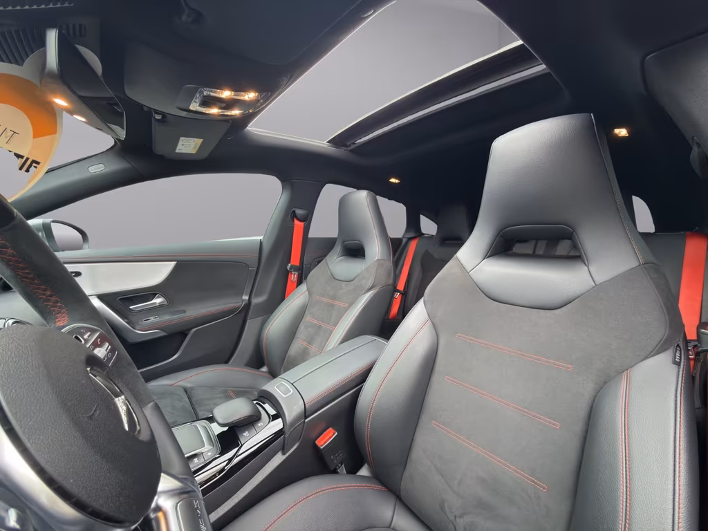 Mercedes-Benz CLA 45 AMG Shooting Brake