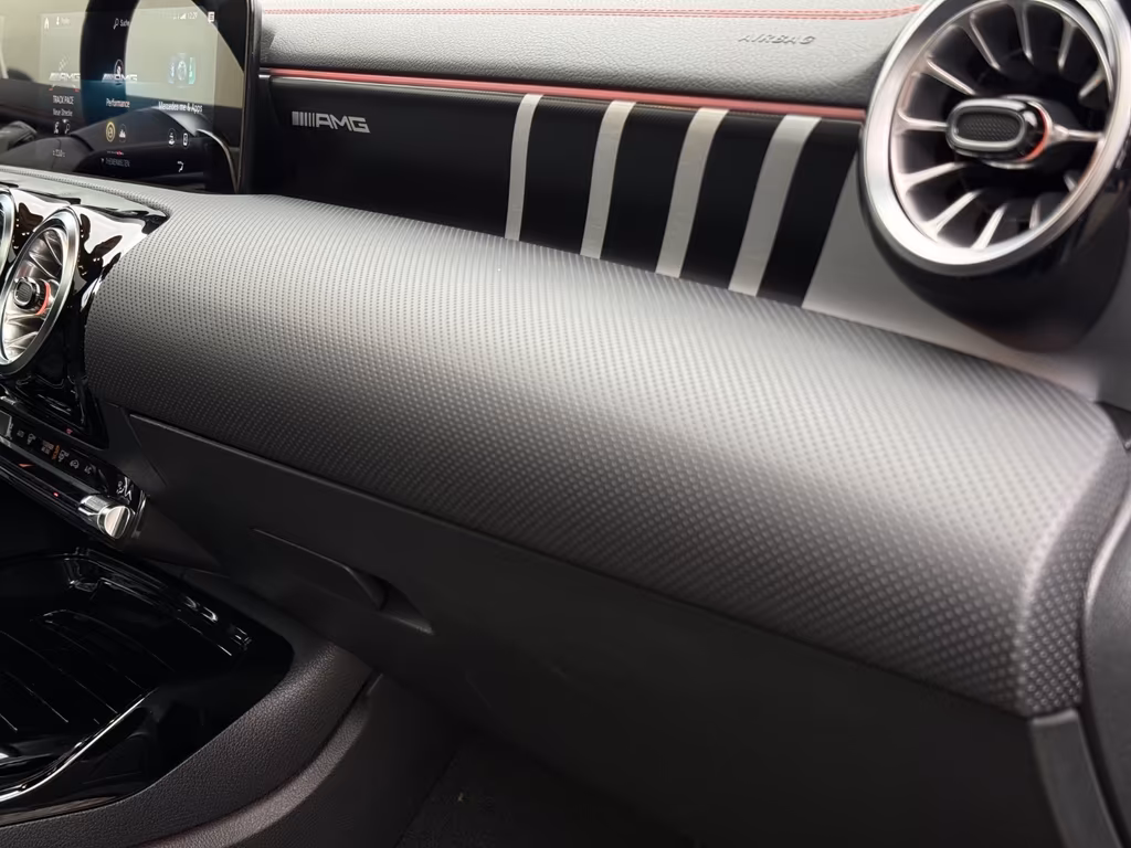Mercedes-Benz CLA 45 AMG Shooting Brake