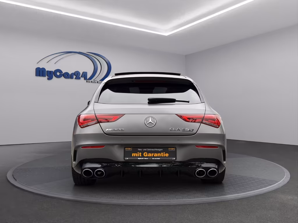 Mercedes-Benz CLA 45 AMG Shooting Brake