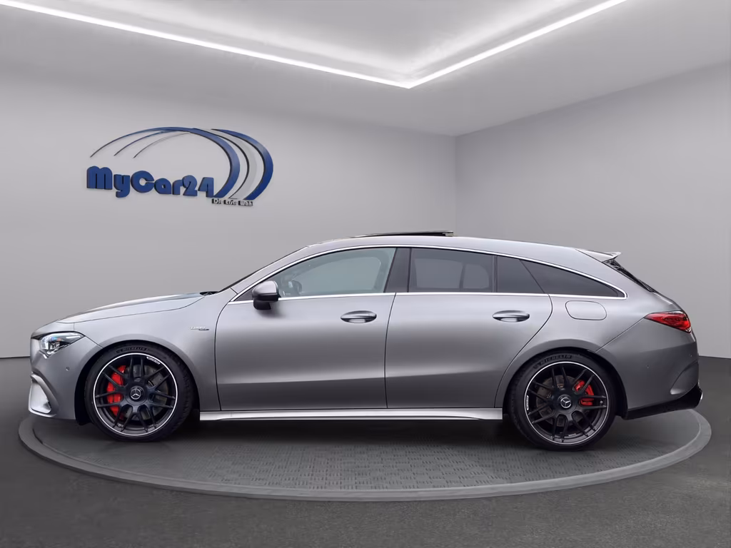 Mercedes-Benz CLA 45 AMG Shooting Brake