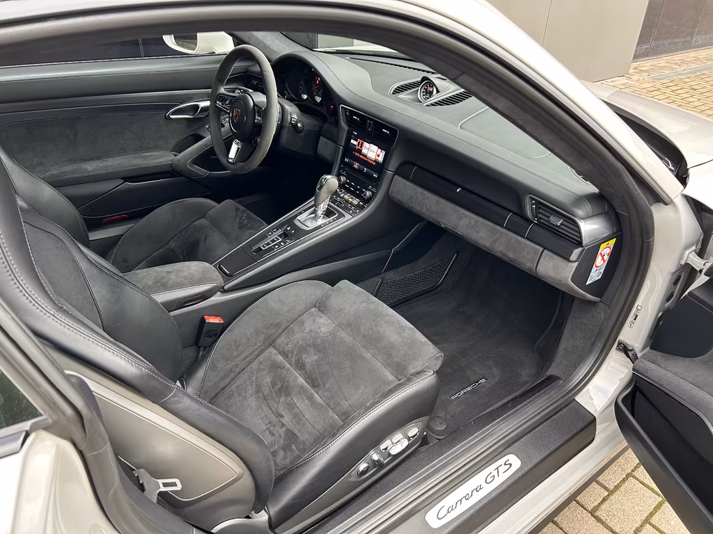 Porsche 991