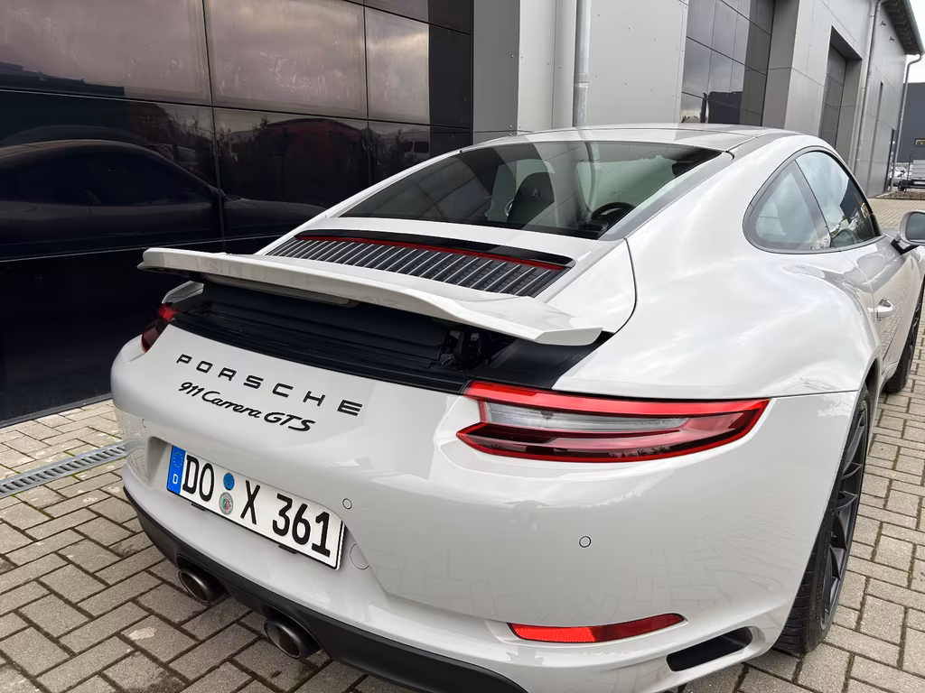 Porsche 991