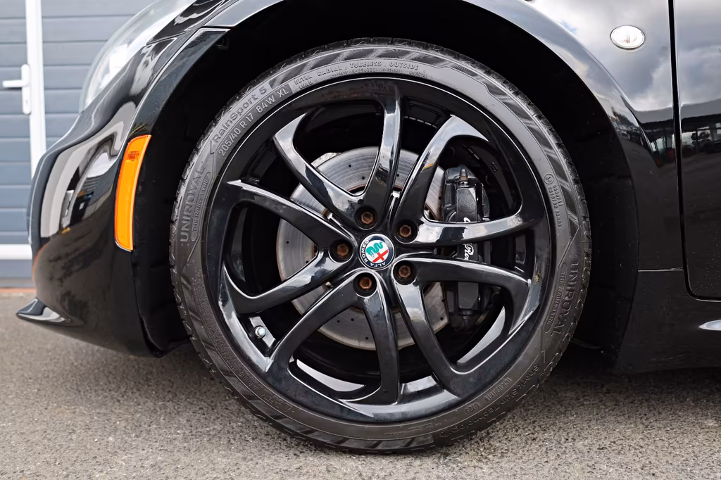Alfa Romeo 4C
