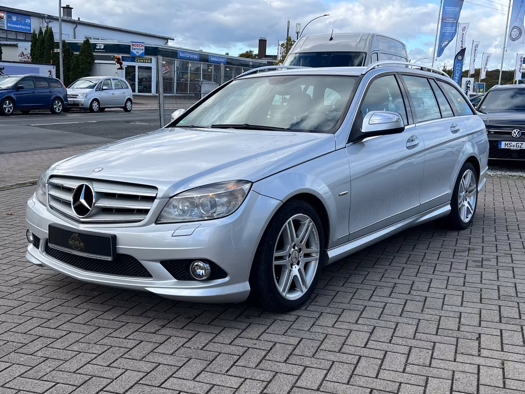 Mercedes-Benz C 320