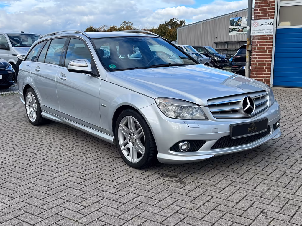 Mercedes-Benz C 320