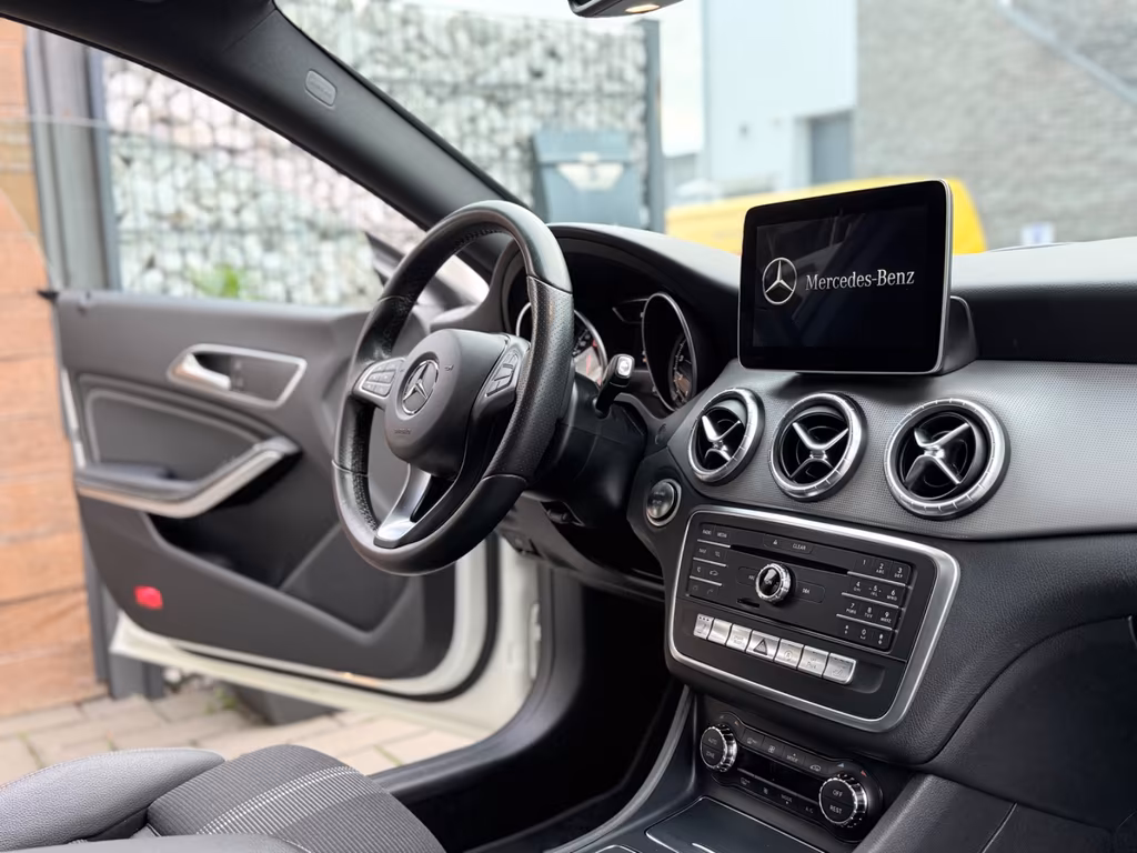 Mercedes-Benz CLA 200 Shooting Brake