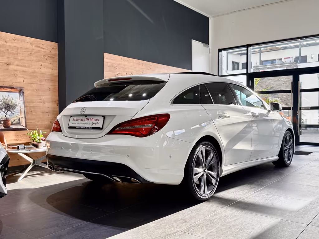 Mercedes-Benz CLA 200 Shooting Brake