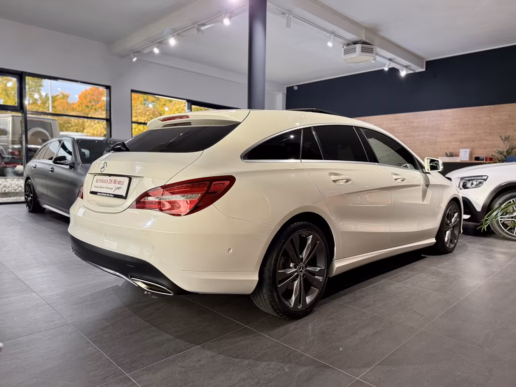 Mercedes-Benz CLA 200 Shooting Brake