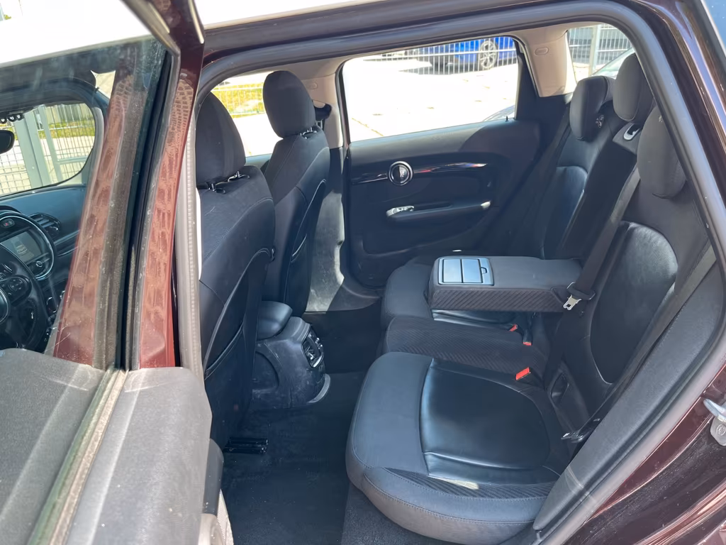 MINI Cooper Clubman