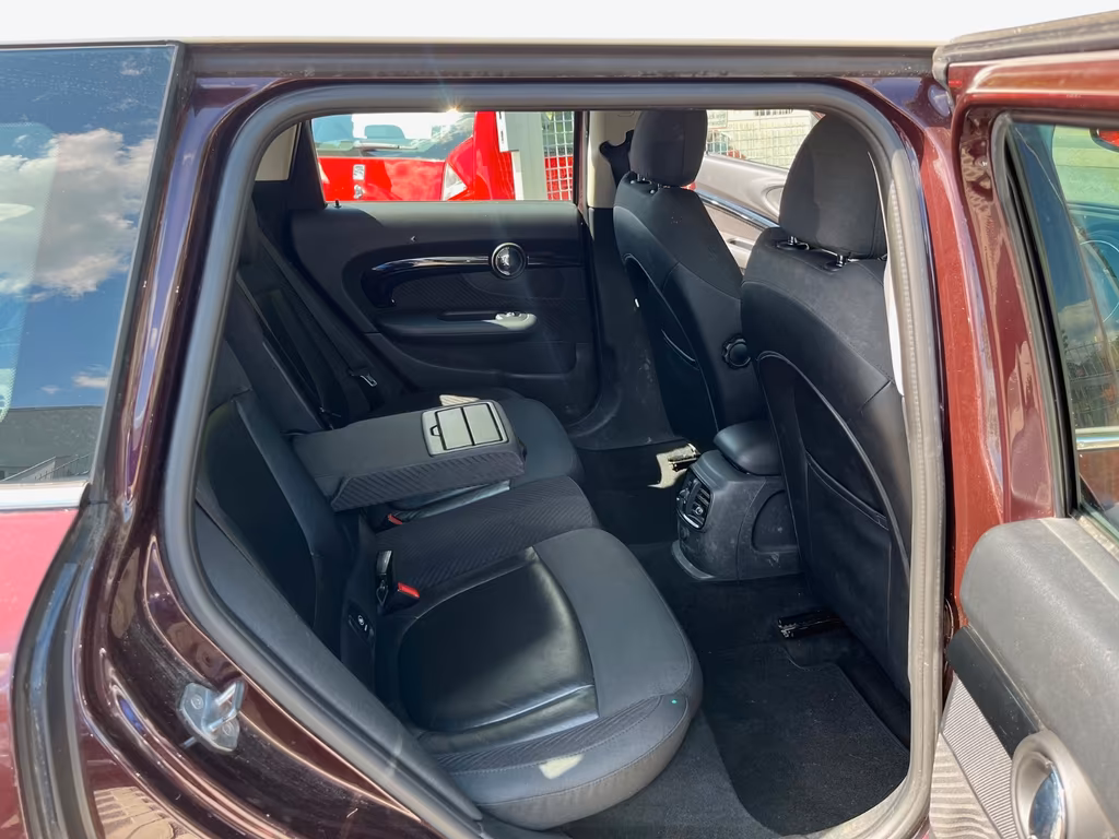 MINI Cooper Clubman