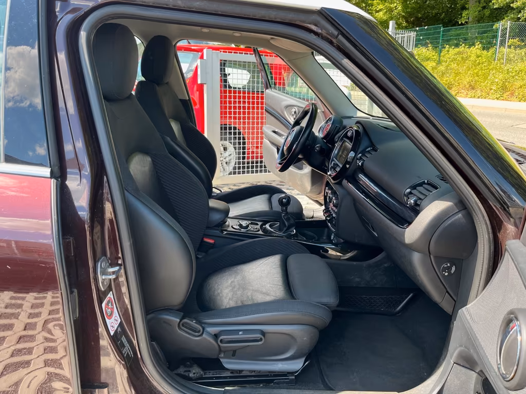 MINI Cooper Clubman