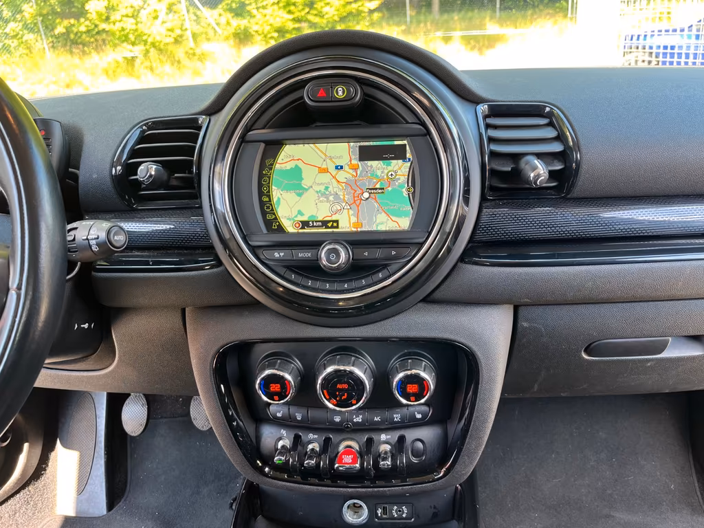MINI Cooper Clubman