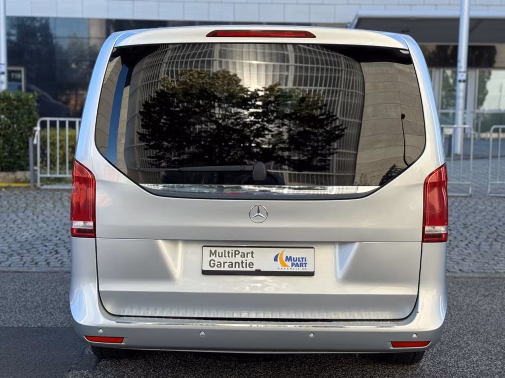 Mercedes-Benz V 200