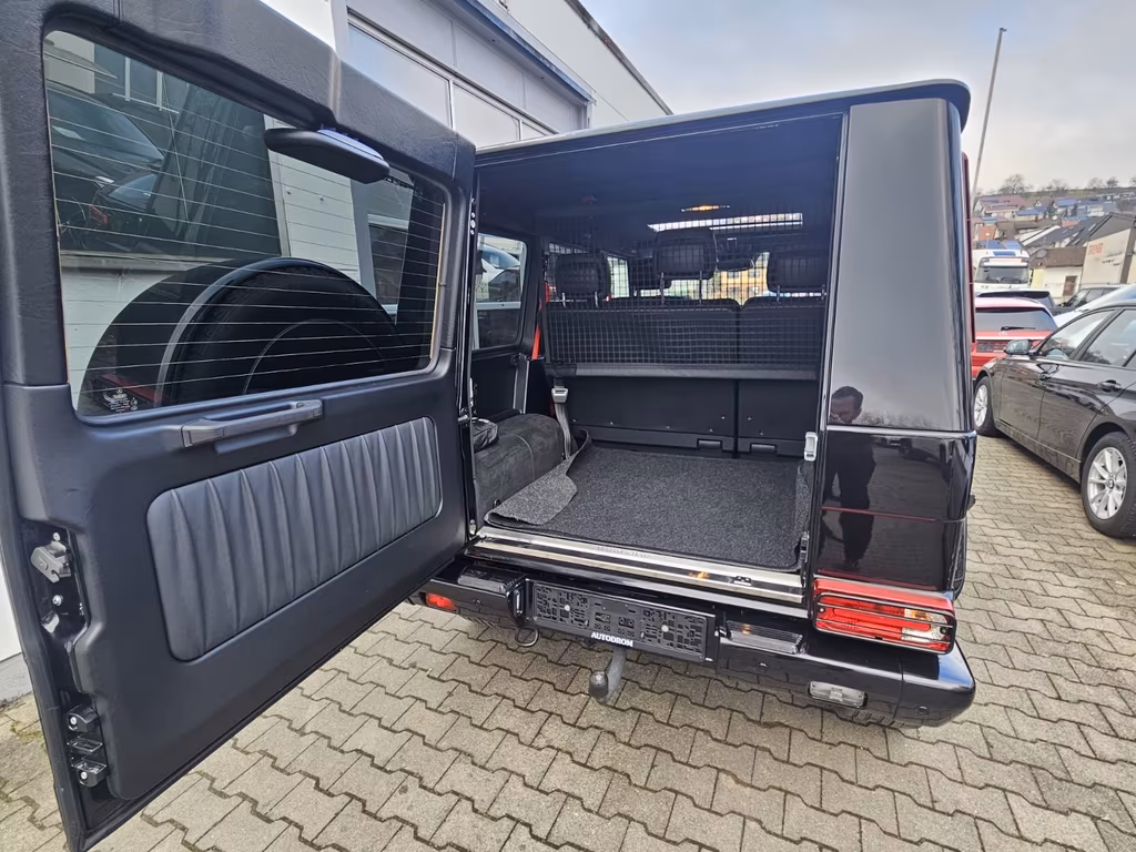 Mercedes-Benz G 500