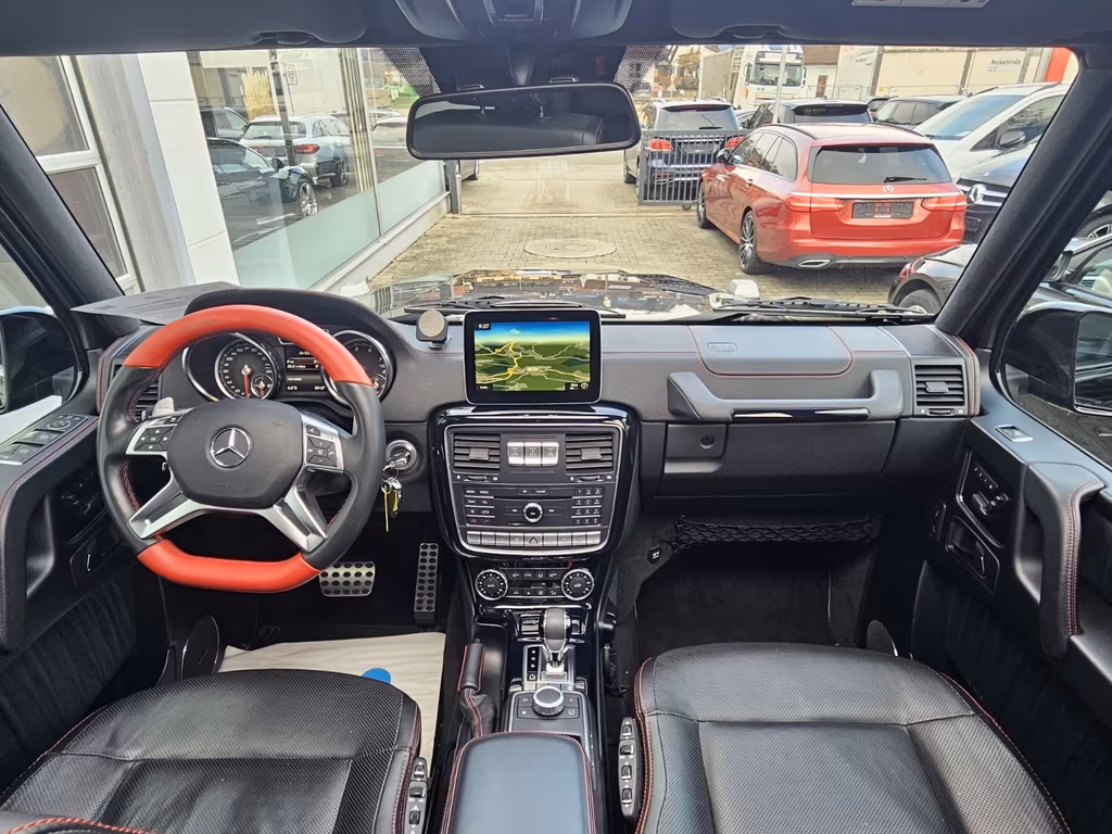 Mercedes-Benz G 500