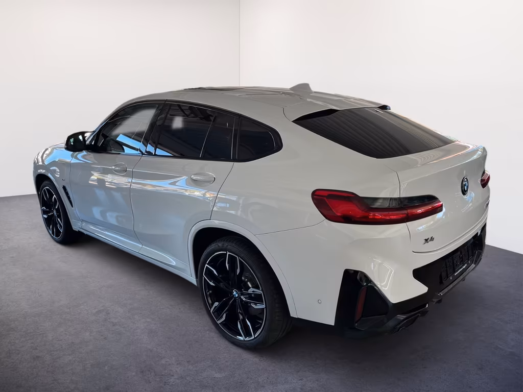 BMW X4 M40