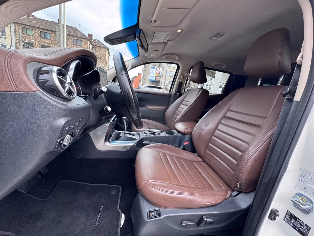 Mercedes-Benz X 250