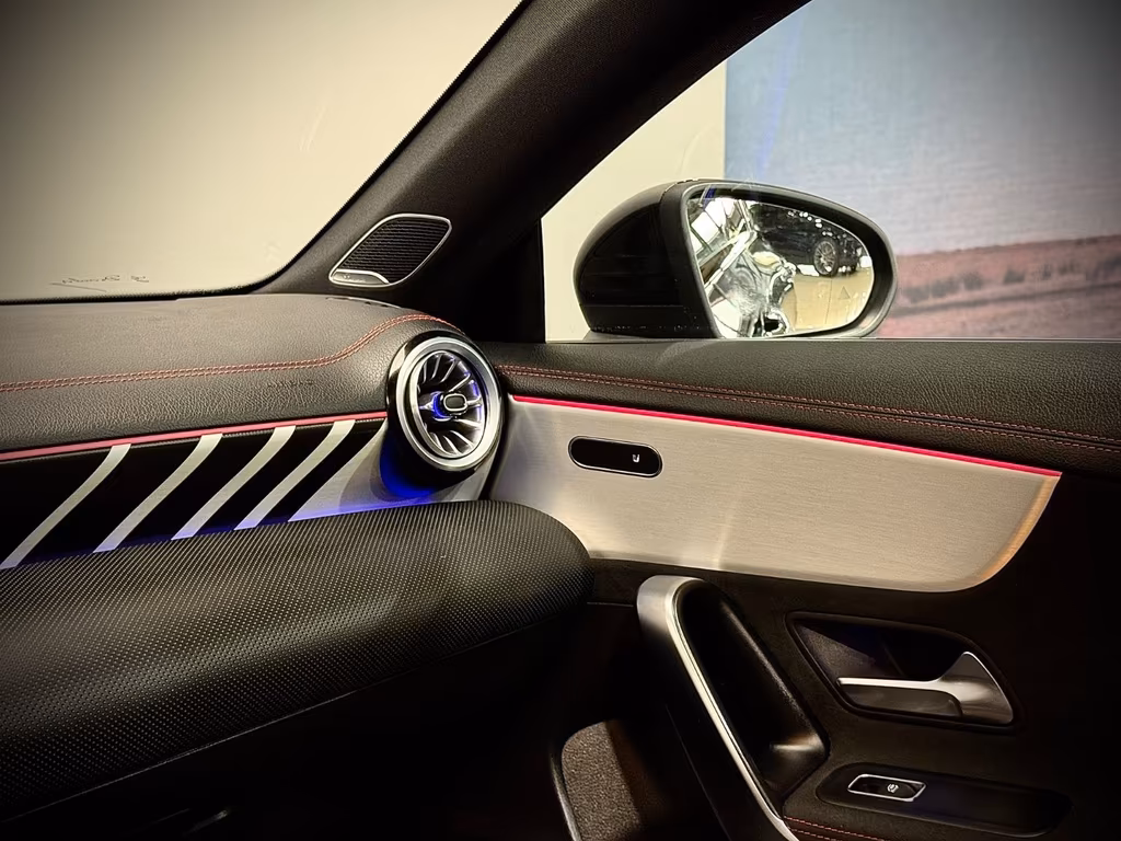 Mercedes-Benz CLA 45 AMG Shooting Brake