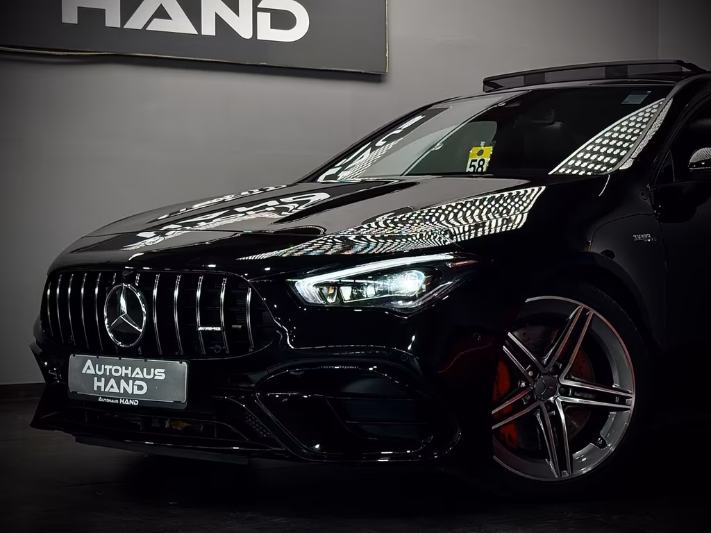 Mercedes-Benz CLA 45 AMG Shooting Brake