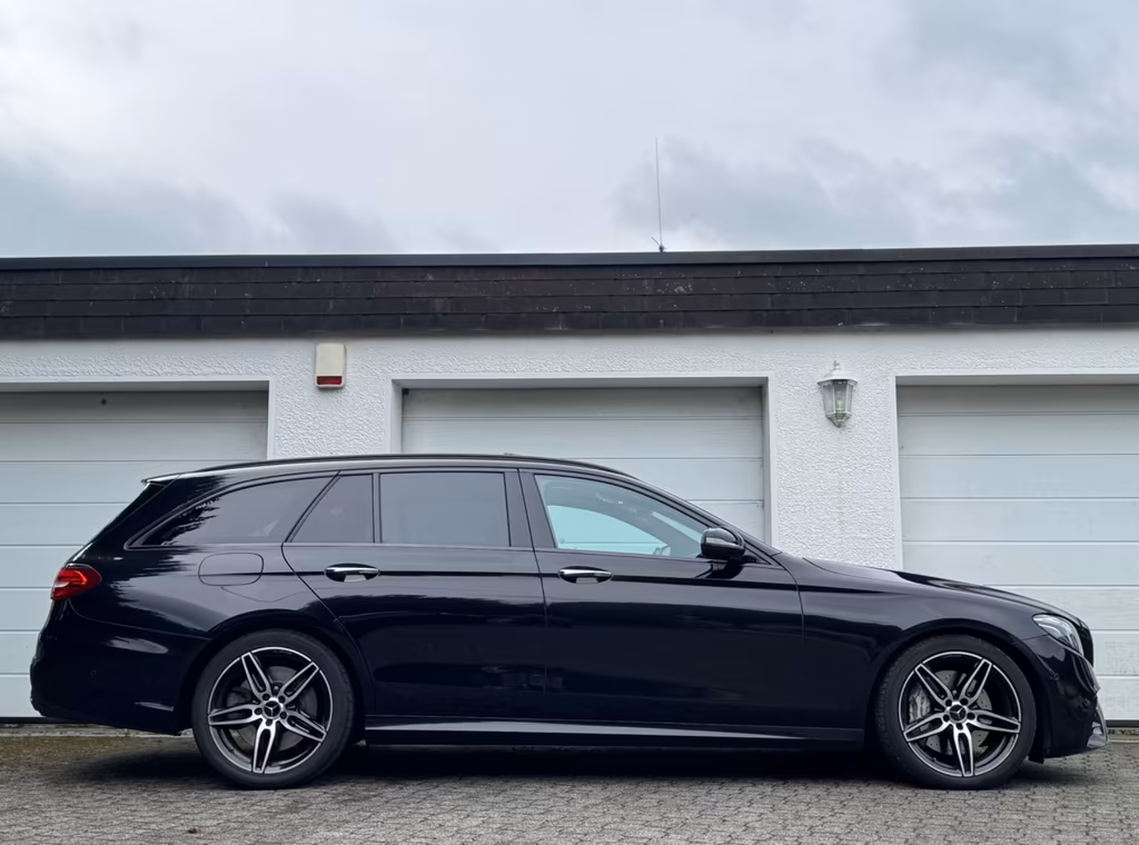 Mercedes-Benz E 43 AMG