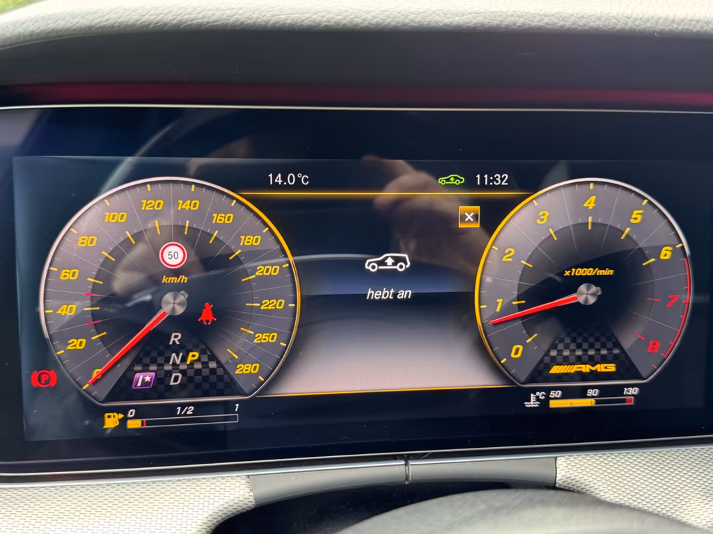 Mercedes-Benz E 43 AMG