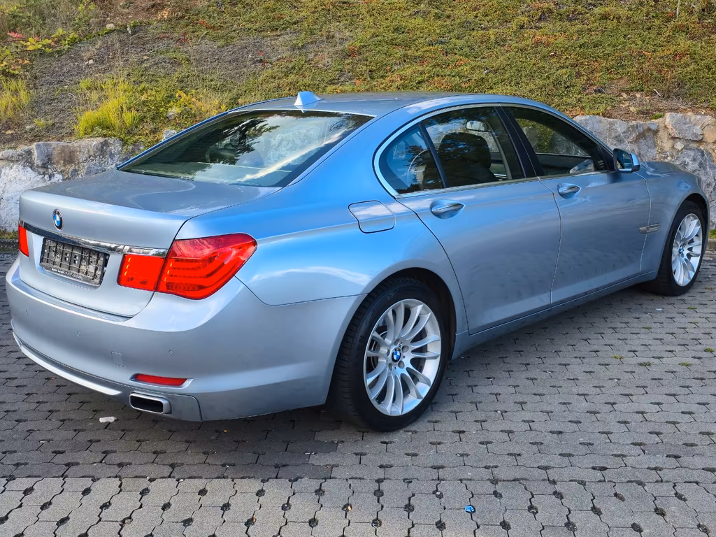 BMW ActiveHybrid 7