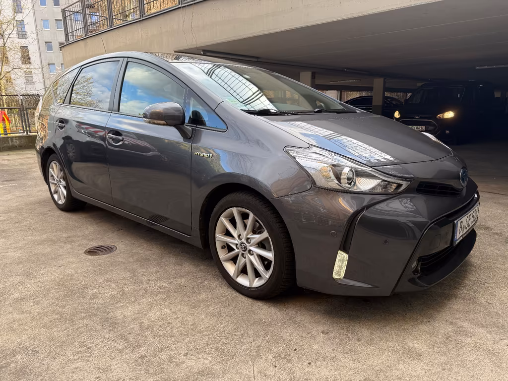 Toyota Prius+