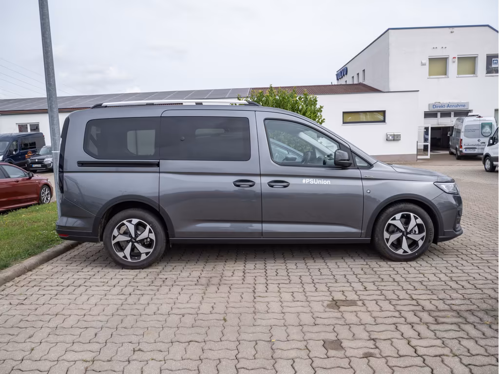 Ford Grand Tourneo