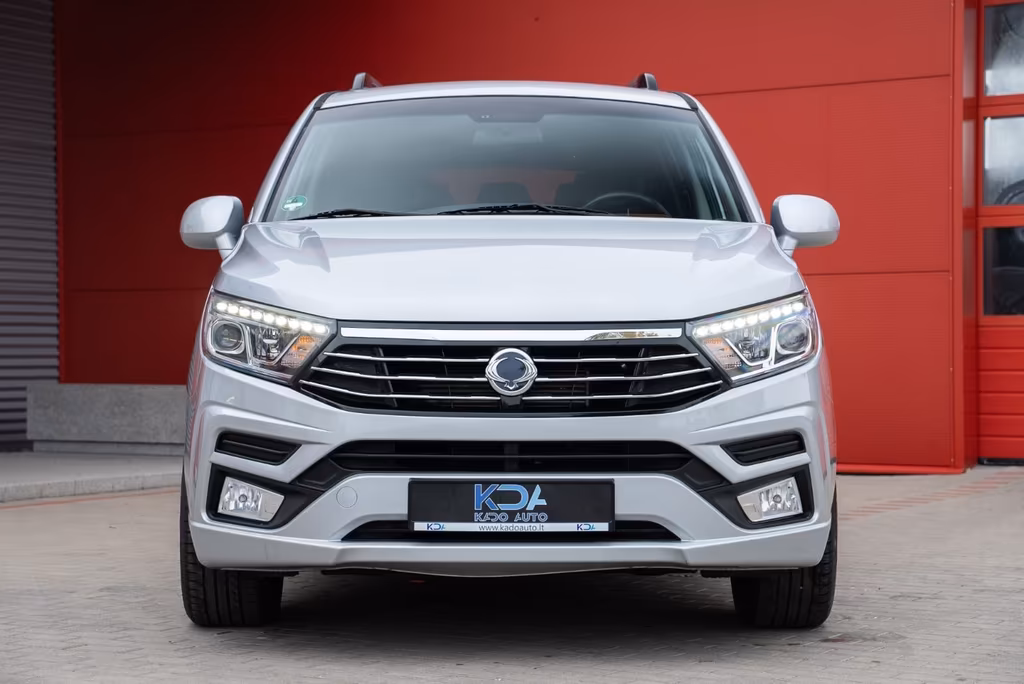 Ssangyong Rodius