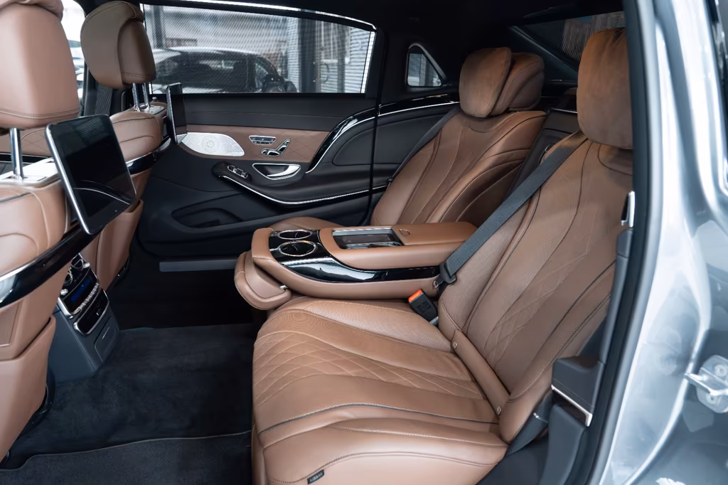 Mercedes-Benz S 560