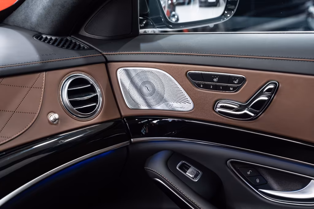 Mercedes-Benz S 560